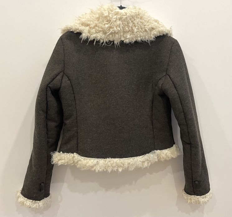 Casaco curto de pêlo (Bus Urban Wear, tamanho L)