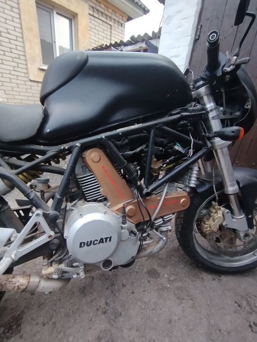 Продам Ducati monster 800