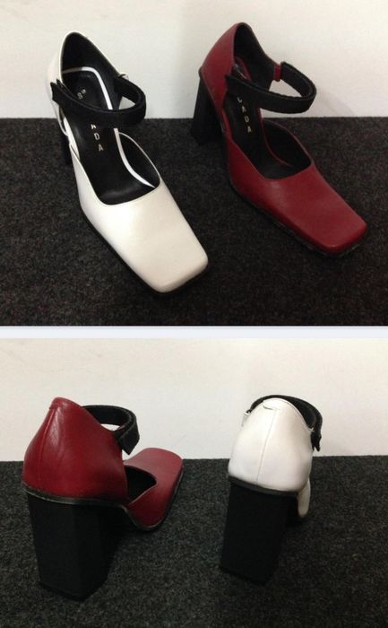 Sapatos/botas novos em pele