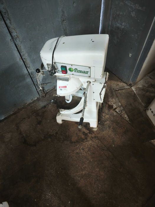 Професійний планетарний міксер(тестоміс) FIMAR IP20F (220V, 20 л)