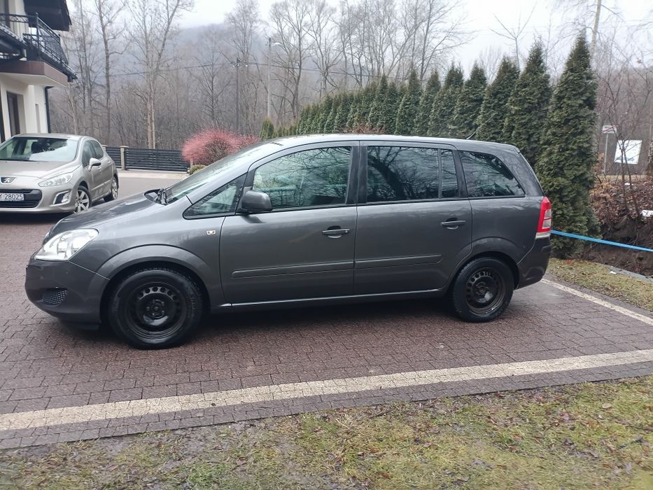 Opel Zafira 1.8 benzyna