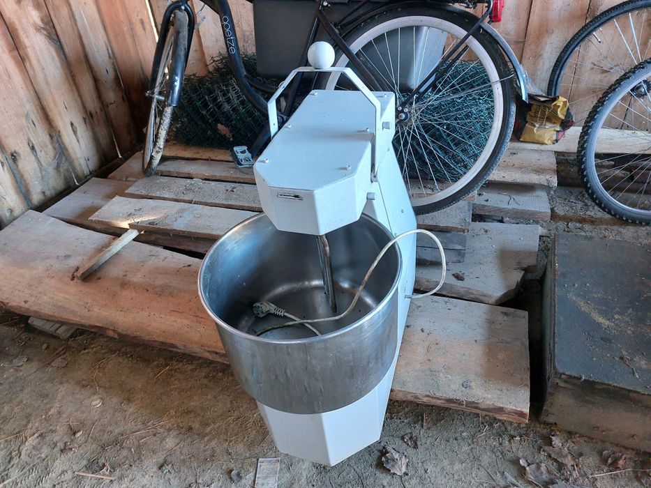 Mieszalnik do ciasta lub mięsa 20 l