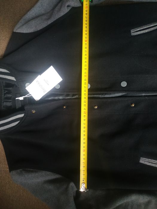 Продам куртку бомбер Bershka Испания # размер S