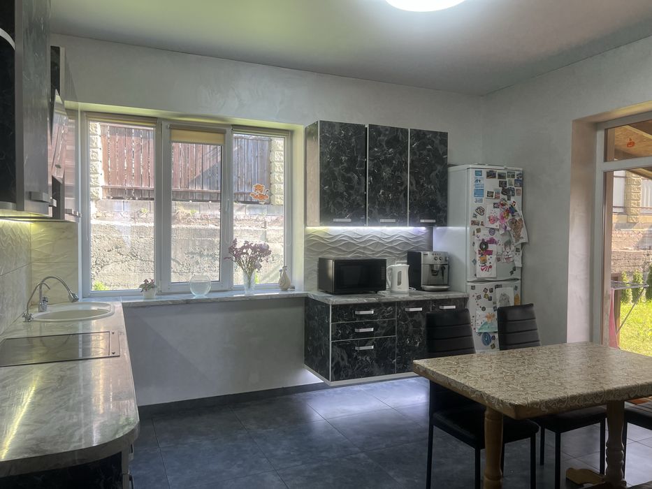 Продаж / Будинок / Веремчука, Червоні Гори, Рівне