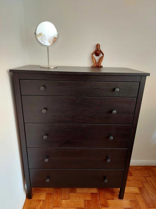 Cômoda Ikea como nova