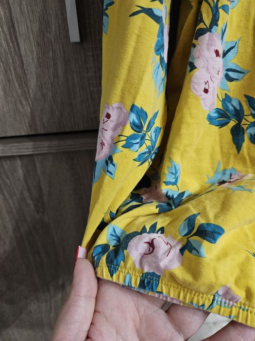 Bluzka hiszpanka S Sinsay