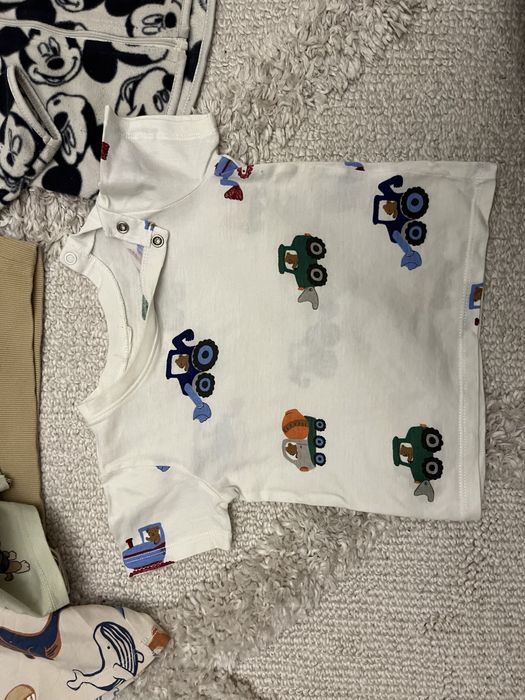 Paka ubrań z H&M o rozmiarze 68