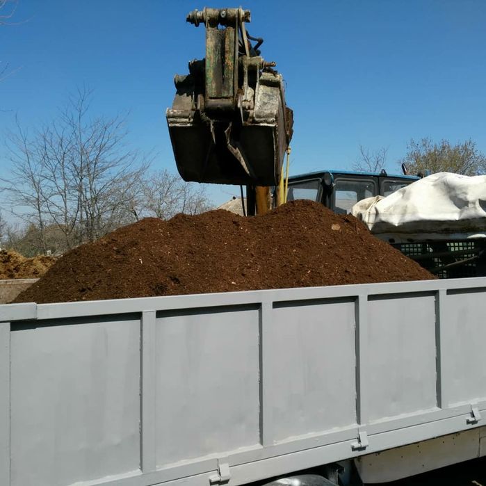 щебень,песок,чернозем,уголь,керамзит,,сыпец в мешках и насыпь