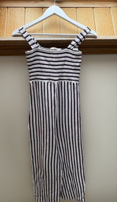 Macacão às riscas da Pull&Bear