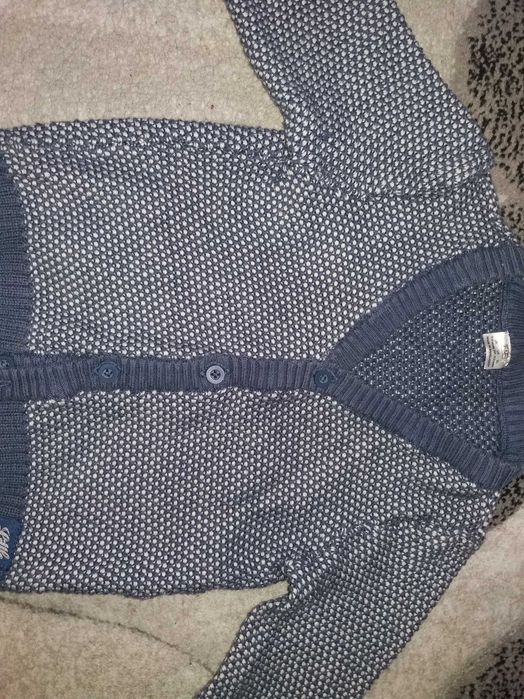 Фірмова кофточка новорічна та ін. 2-3 р., 3-4р.