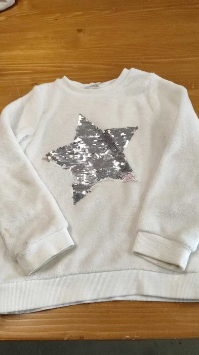 E/68  Bluza dziecięca puchata H&M  r. 110/116