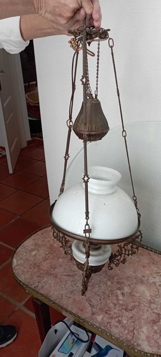 Candeeiro de teto em ferro