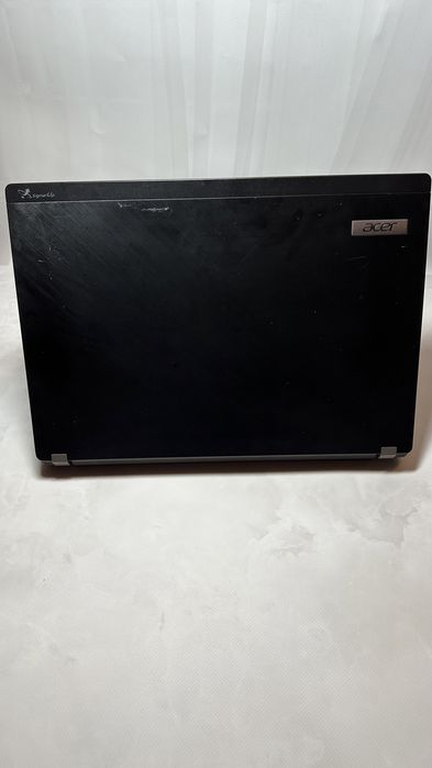 Acer TravelMate model P643-M