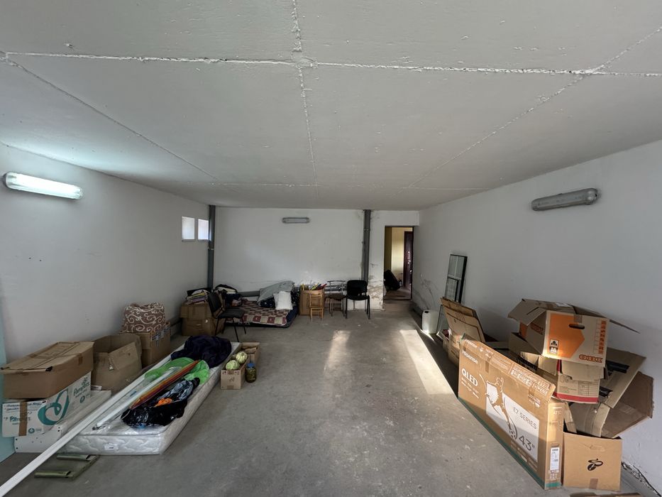 Продається  комерційне приміщення