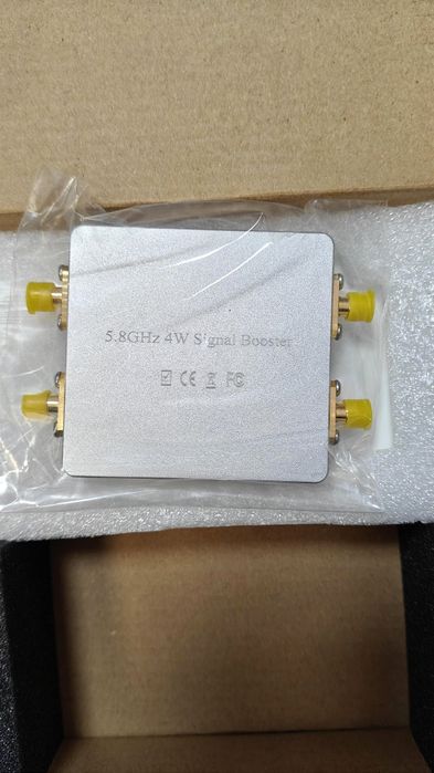 Підсилювач сигналу 5.8 ГГц EDUP EP-AB025 4W для FPV дронів