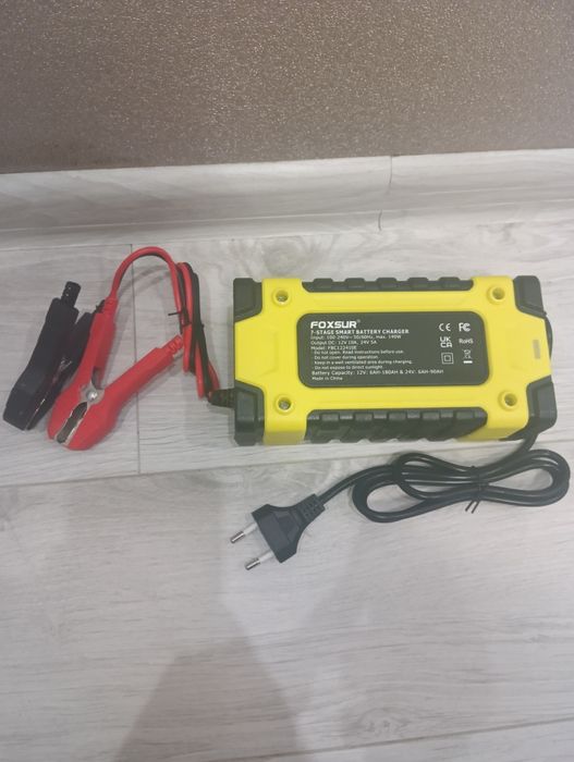 Зарядний пристрій Foxsur FBC122410E 12V/24V