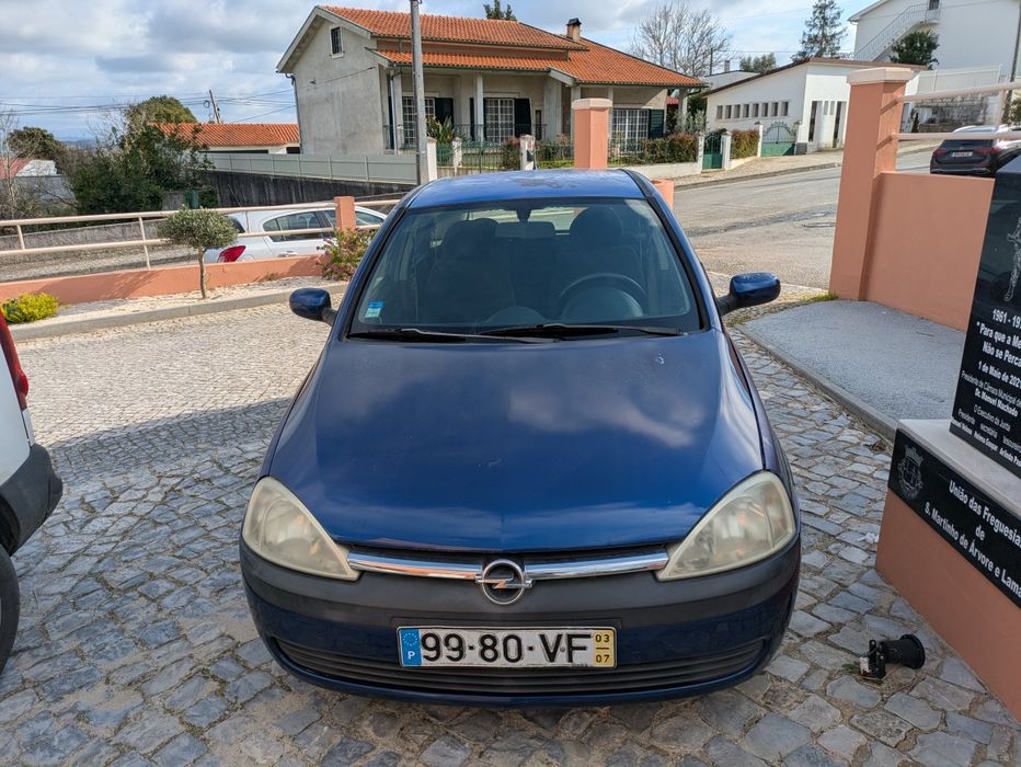Carro Opel corsa 2003