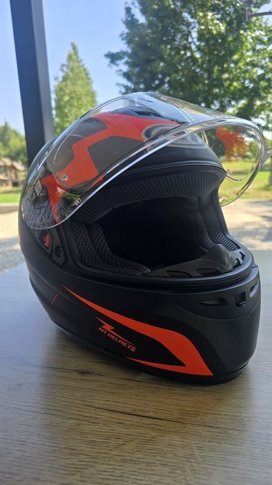 Capacete MT Helmets