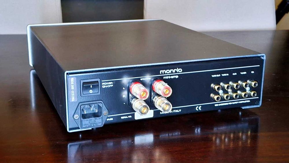 Amplificador MONRIO High-End 2x60W RMS New Old Stock na Caixa Origem