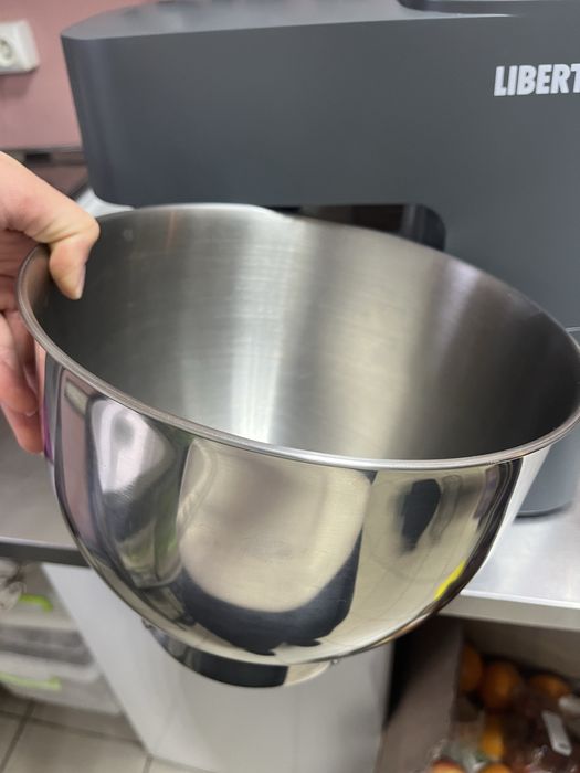 Продам кухоний комбаїн у чудовому стані!