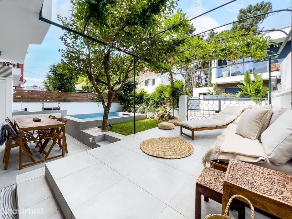 Moradia Moderna T3 com Piscina perto da Costa da Caparica | Investimen
