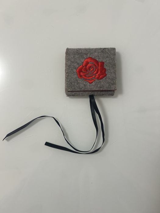 Кишенькове дзеркала