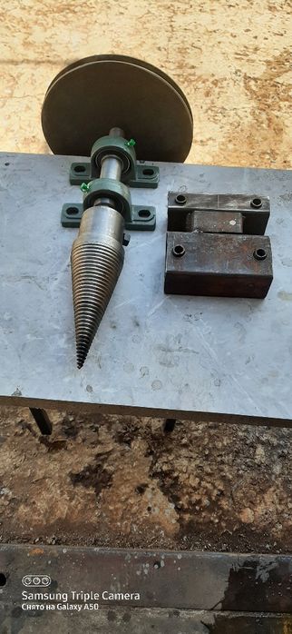 Продам готовый комплектдля дровокола