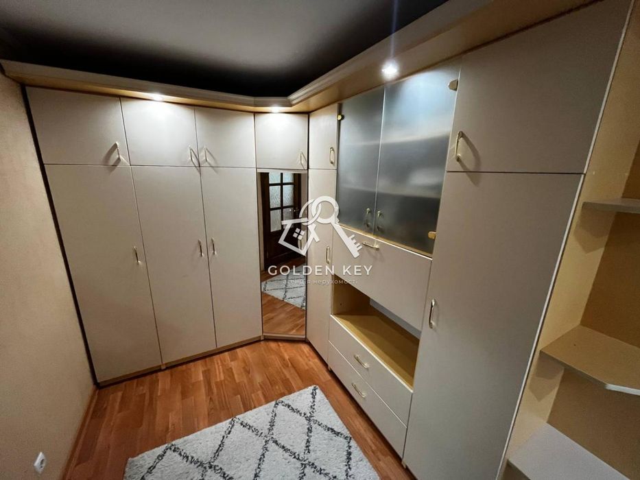 Продаж двокімнатної квартири, Пруди