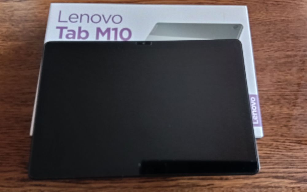 Sprzedam tablet Lenovo Tab M10
