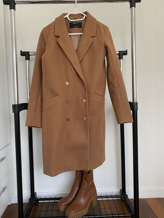 Пальто на весну для красунь, стильне, гарне, з кишенями, розмір-S