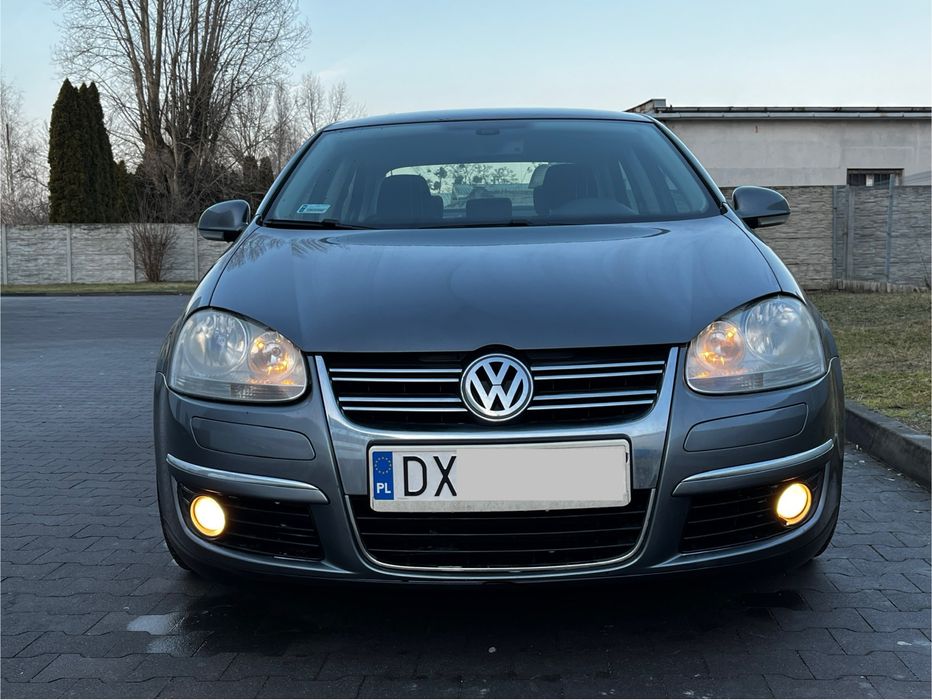 VW JETTA 2009 1.6 tdi/ PDC/ garażowany