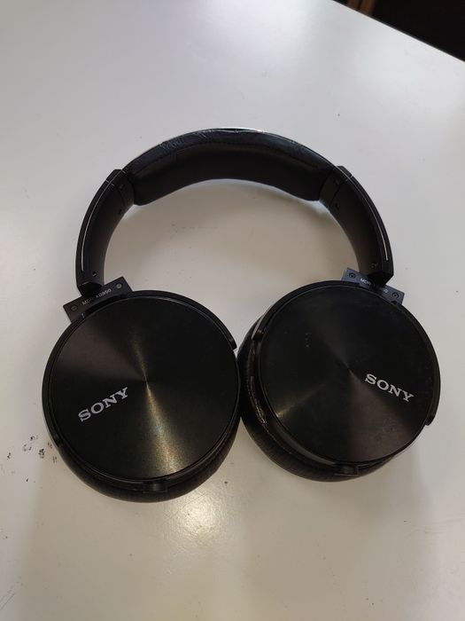 Наушники   полноразмерные от Sound Reality. На базе SONY MDR-XB950