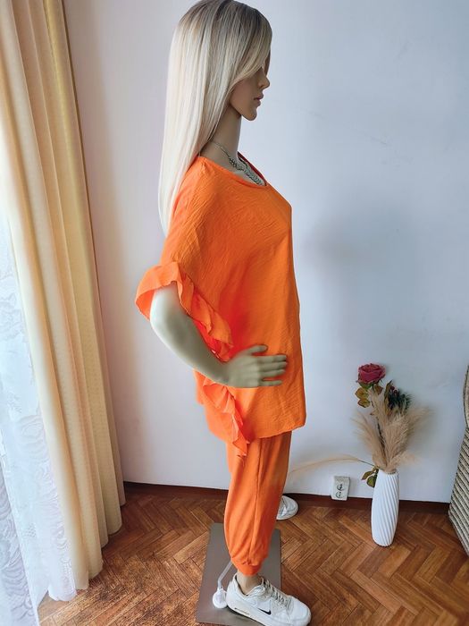 Bluzka oversize neon orange Made in Italy plus size falbanki boho
