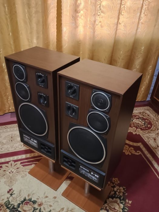 Дзеркальні акустичні системи  "S90 Radiotehnika"