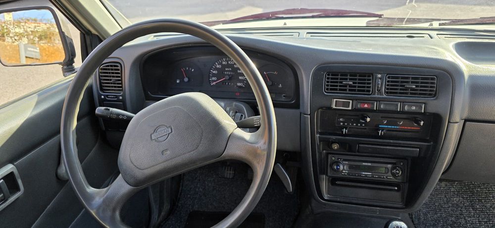 Nissan pick up com apenas 168.000kns