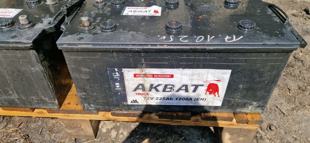 Akumulatory x2 Akbat 12V 225Ah gwarancja