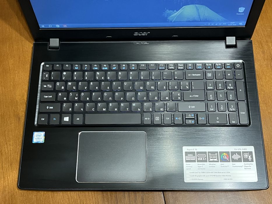 Ноутбук 15.6" Acer Aspire E 15 на Intel i5-7200U с 8ОЗУ/256SSD/HD
