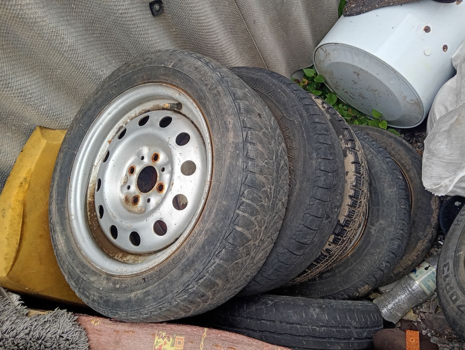 Продам диски в зборе разнобой r 13 r14 4/98