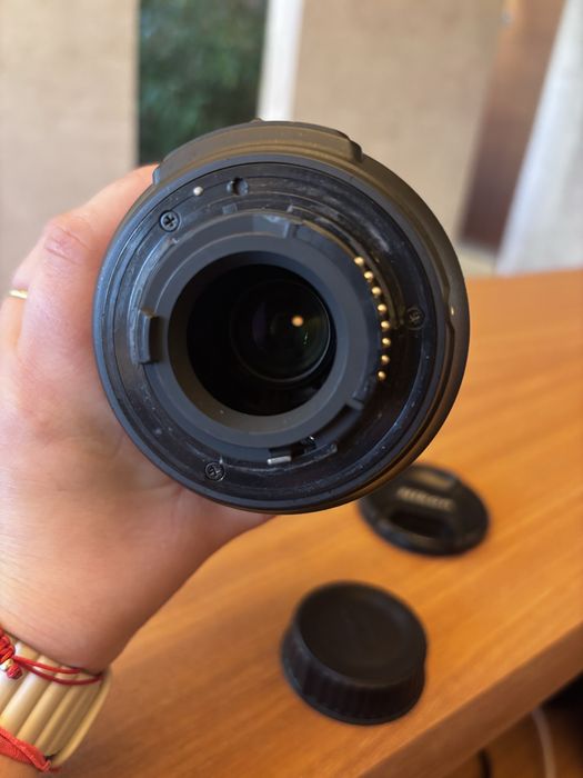 Vende-se lente Nikkor 18-105mm
