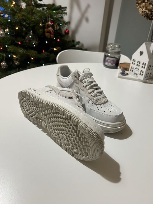 Nike Air Force 1 Luxe r. 40,5