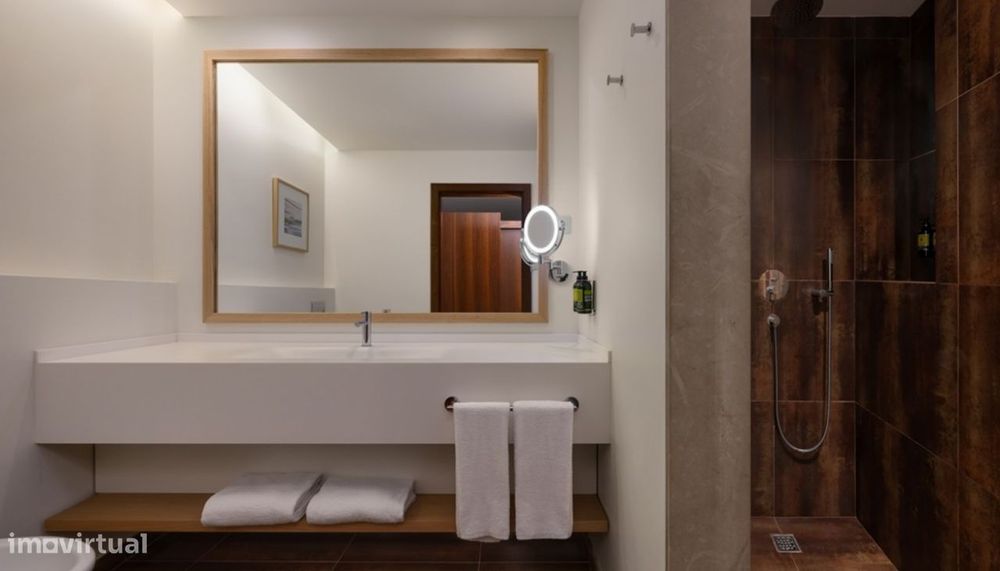 Apartamento T3 à venda em branded residence nos Salgados, Algarve