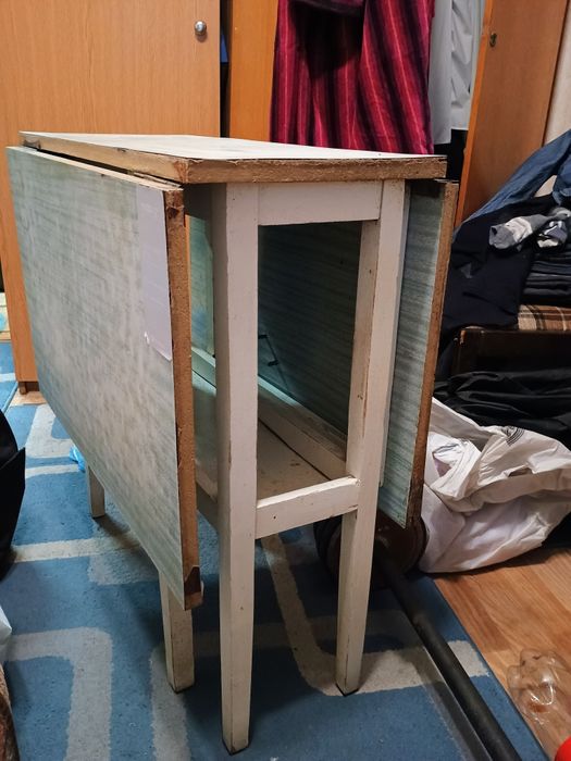 Компактный раскладной стол