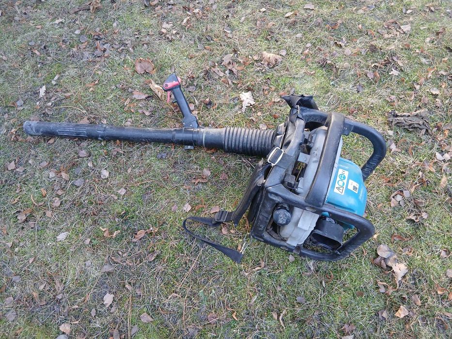 Dmuchawa do liści Makita