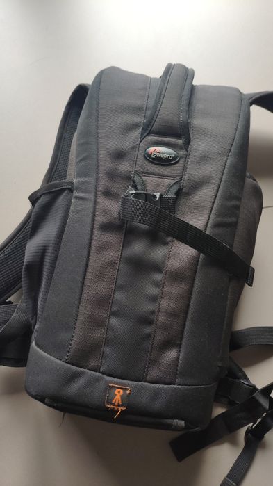 Lowepro Flipside 200