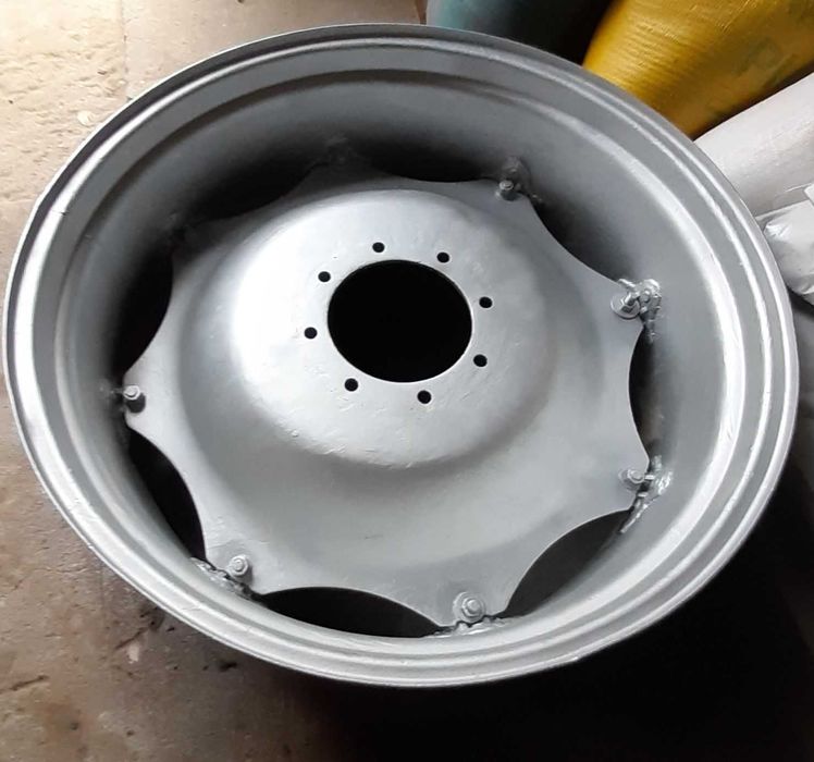 Felga Deutz Fahr 420/85 R38 8 szpilek piasta 22cm
