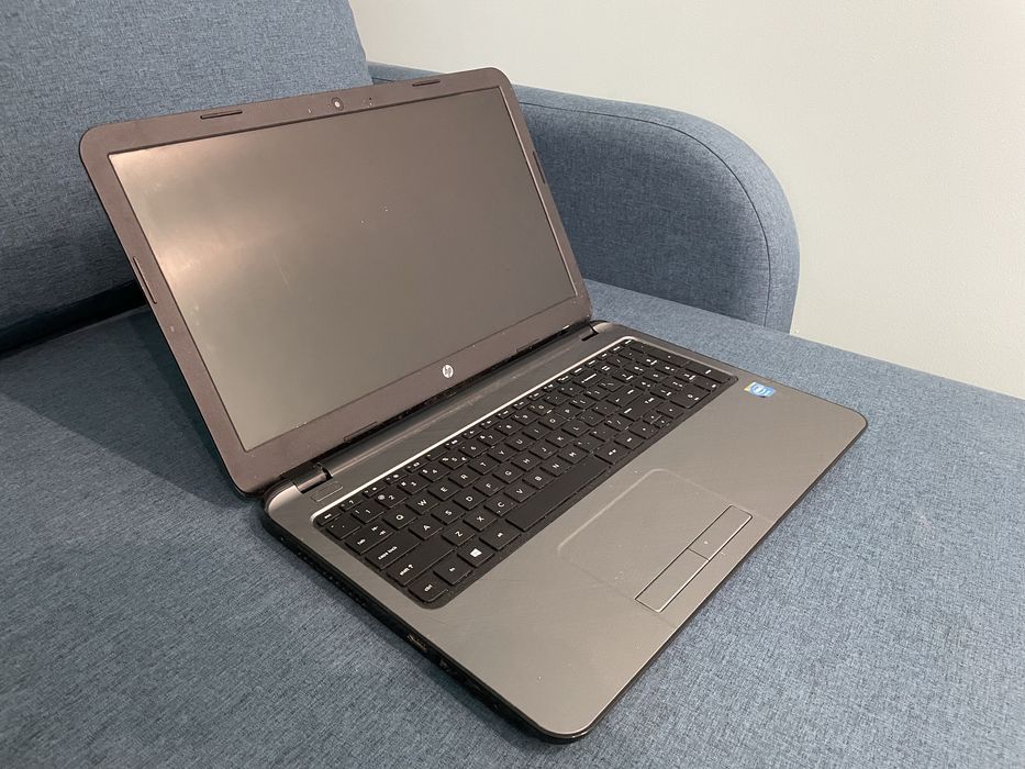 Laptop HP 15-r104nw