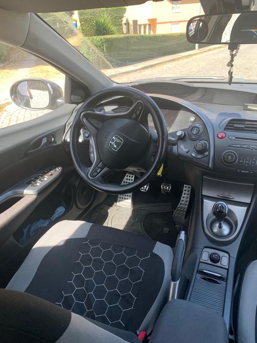 honda civic hatchback 2010
