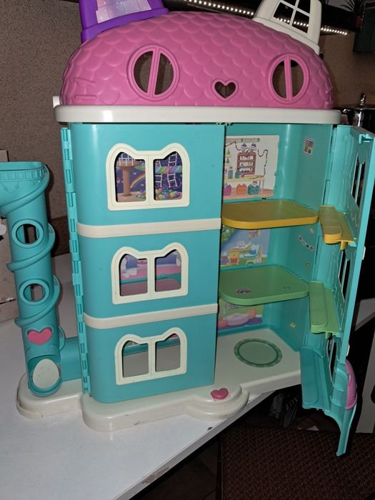 Koci domek Gabi + akcesoria