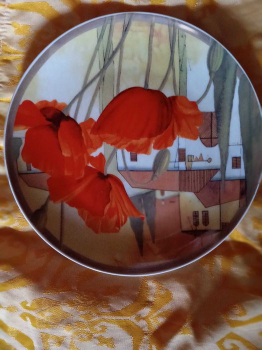 Тареля декоративна