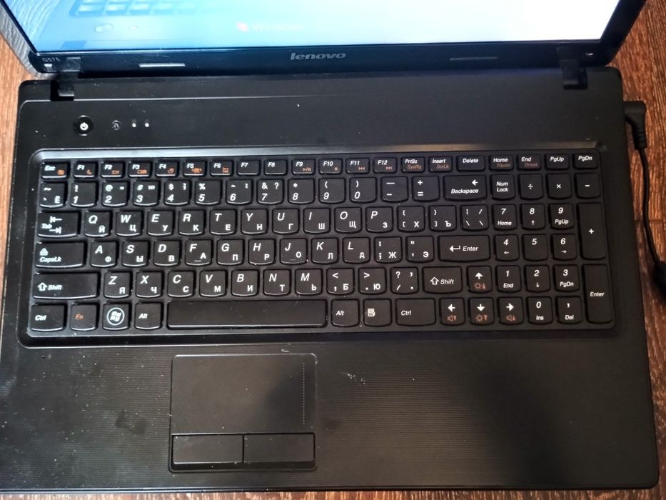Ноутбук Lenovo  G 575 с сумкой